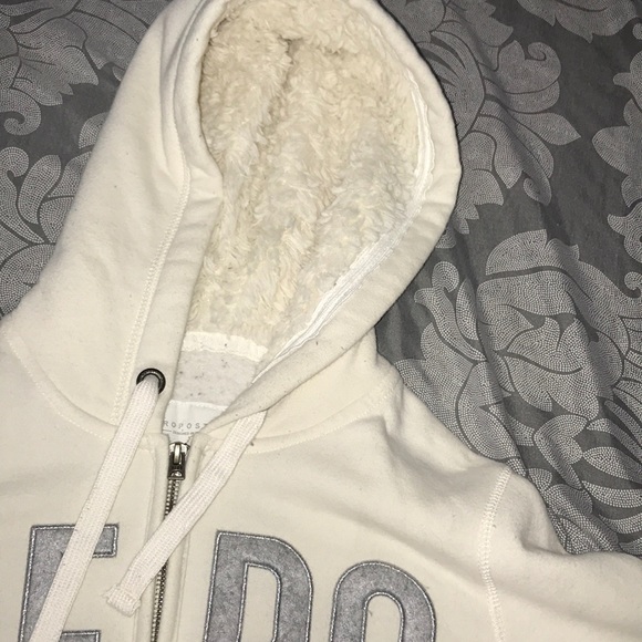 💛Aeropostal sweater💛 - Picture 2 of 4